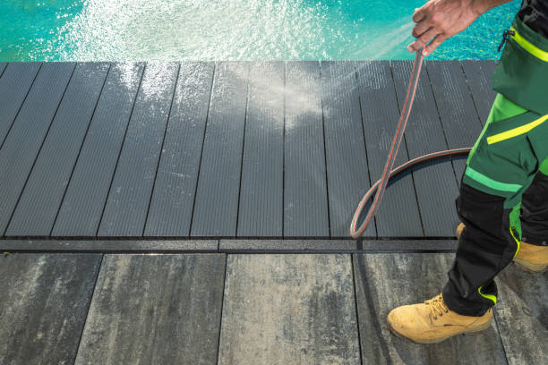 Why Choose Our Certified Pressure Washing Experts for Your Project Needs in Albion, IL?
