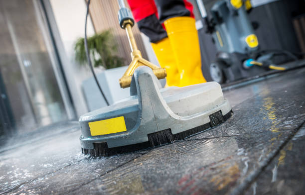 Garage Pressure Washing in Albion, IL